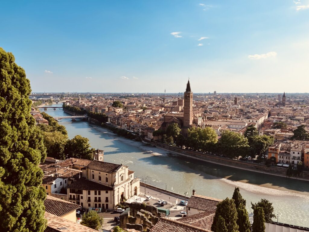 Verona_cityscape_sunny