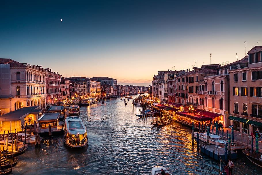 architecture-boats-canal-canal-grande